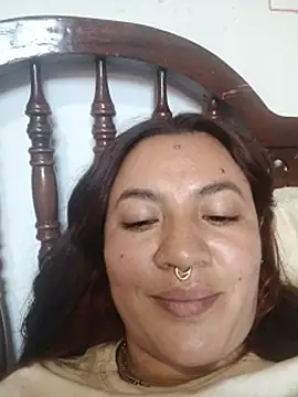 samm_curvy Chat XXX live