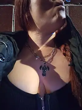 samm_curvy live XXX chat