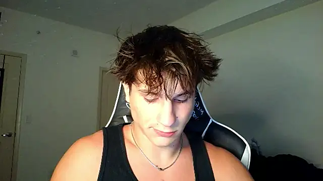 Show modela TheJaceRyder na web-kameri