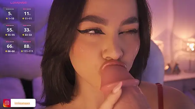 imLeanna_'s Webcam Show