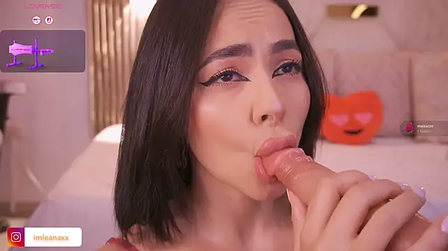 โชว์เว็บแคมของ imLeanna_