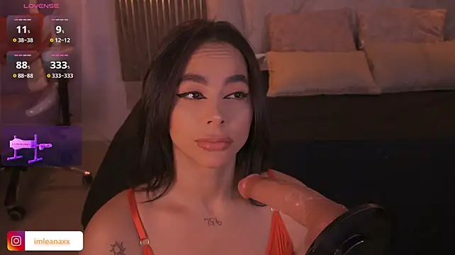 imLeanna_'s Live XXX Chat