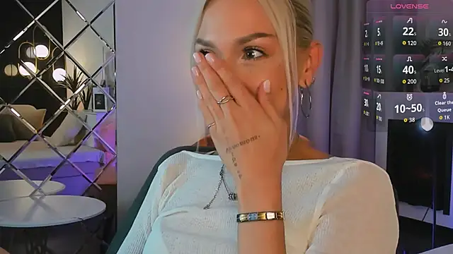 XXX chat uživo modela Alaska_Lane
