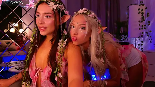 Alaska_Lane Webcam Show