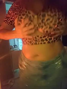 Show de Marcelabusty na webcam