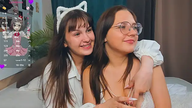Chat XXX en directo de DorineReinke