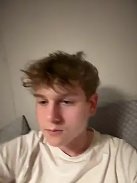 ronnik09 webkamerás műsora