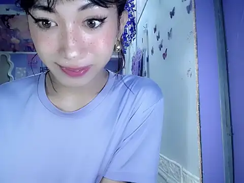 Emerald_cute Webcamshow