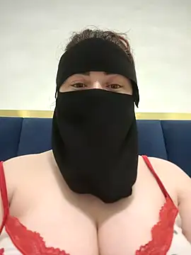 Bisan_sexy Adlı Modelin Web Kamerası Şovu