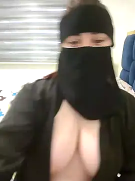 Bisan_sexy Adlı Modelin Web Kamerası Şovu