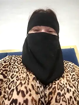 Bisan_sexy Adlı Modelin Web Kamerası Şovu