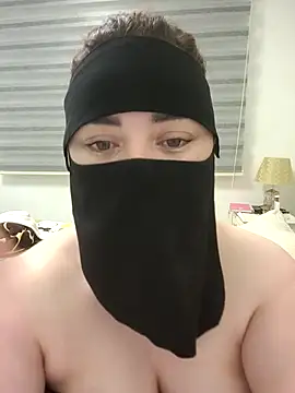 Bisan_sexy Adlı Modelin Web Kamerası Şovu