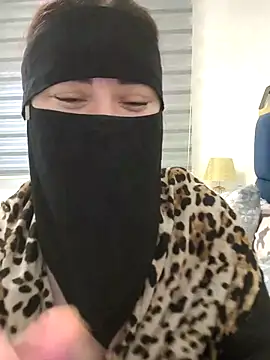 Bisan_sexy Adlı Modelin Web Kamerası Şovu