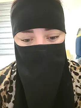 Bisan_sexy Adlı Modelin Web Kamerası Şovu
