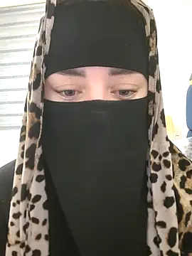 Bisan_sexy Adlı Modelin Web Kamerası Şovu