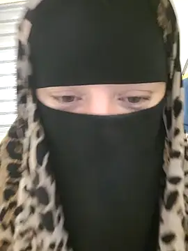 Bisan_sexy Adlı Modelin Web Kamerası Şovu