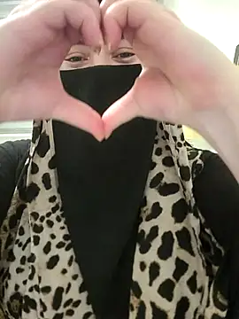 Bisan_sexy Adlı Modelin Web Kamerası Şovu