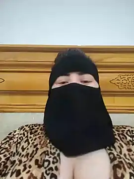 Bisan_sexy: διαδικτυακό σόου στην κάμερα