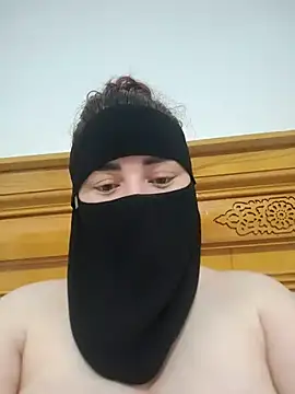 Pokazy przed kamerką – Bisan_sexy