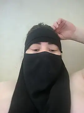 Bisan_sexy Adlı Modelin Web Kamerası Şovu