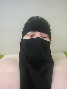 Bisan_sexy Adlı Modelin Web Kamerası Şovu