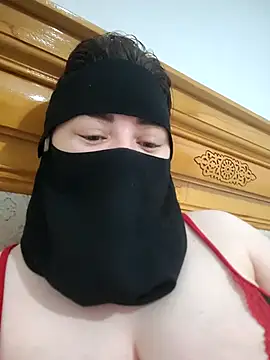 Pokazy przed kamerką – Bisan_sexy