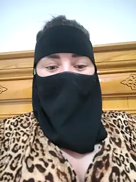 Bisan_sexy: вебкам-шоу