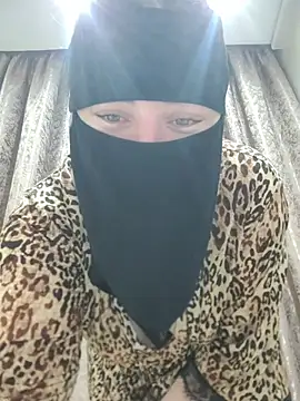 Bisan_sexy Adlı Modelin Web Kamerası Şovu
