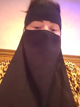 Bisan_sexy Adlı Modelin Web Kamerası Şovu