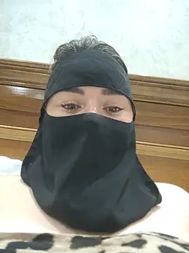 Bisan_sexy Adlı Modelin Web Kamerası Şovu