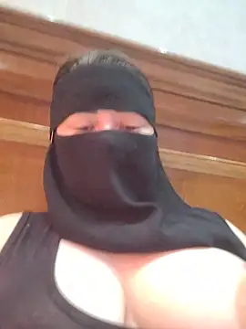 Bisan_sexy Adlı Modelin Web Kamerası Şovu