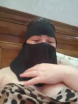 Bisan_sexy Adlı Modelin Web Kamerası Şovu