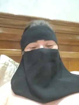 Bisan_sexy Adlı Modelin Web Kamerası Şovu