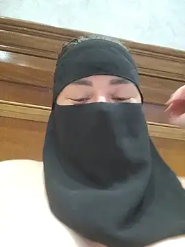 Bisan_sexy Adlı Modelin Web Kamerası Şovu