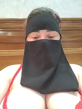 Bisan_sexy Adlı Modelin Web Kamerası Şovu