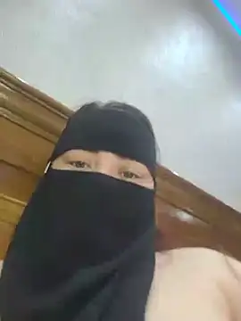 Bisan_sexy: διαδικτυακό σόου στην κάμερα