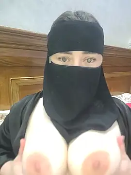Bisan_sexy Adlı Modelin Web Kamerası Şovu