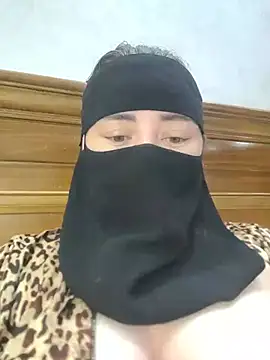 Bisan_sexy Adlı Modelin Web Kamerası Şovu