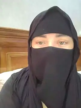 Bisan_sexy Adlı Modelin Web Kamerası Şovu