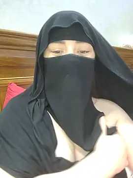 Pokazy przed kamerką – Bisan_sexy