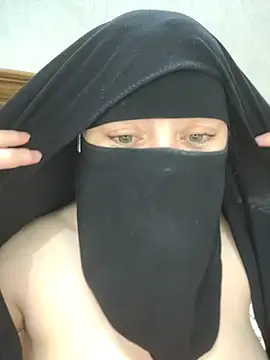 Bisan_sexy Adlı Modelin Web Kamerası Şovu