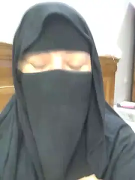 Bisan_sexy Adlı Modelin Web Kamerası Şovu