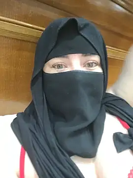 Bisan_sexy Adlı Modelin Web Kamerası Şovu