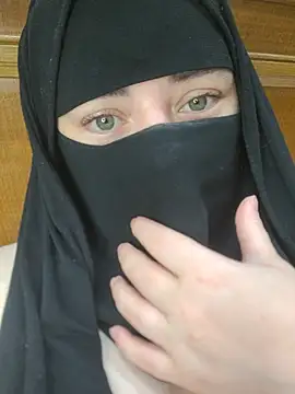 Pokazy przed kamerką – Bisan_sexy