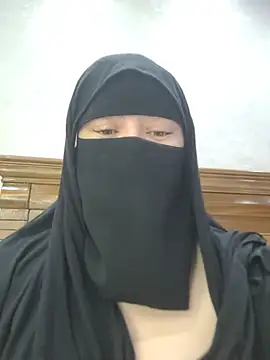 Bisan_sexy Adlı Modelin Web Kamerası Şovu