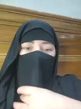 Bisan_sexy Adlı Modelin Web Kamerası Şovu