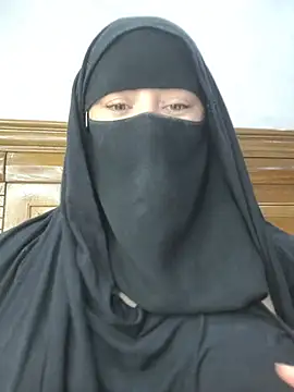 Bisan_sexy Adlı Modelin Web Kamerası Şovu