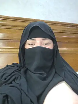 Bisan_sexy Adlı Modelin Web Kamerası Şovu