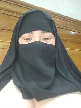Bisan_sexy Adlı Modelin Web Kamerası Şovu