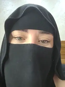 Show modela Bisan_sexy na web-kameri
